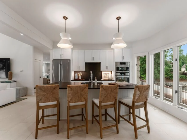 Lake Norman Retreat with 360-Degree Views - Exclusive Accomodations